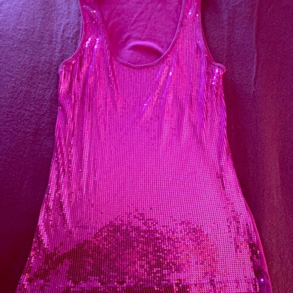 Tank top tee